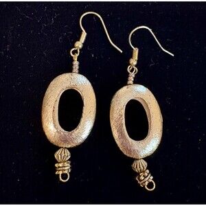 Vintage Gold Tone Textured Oval Dangle Earrings Boho Pierced Drop Jewelry